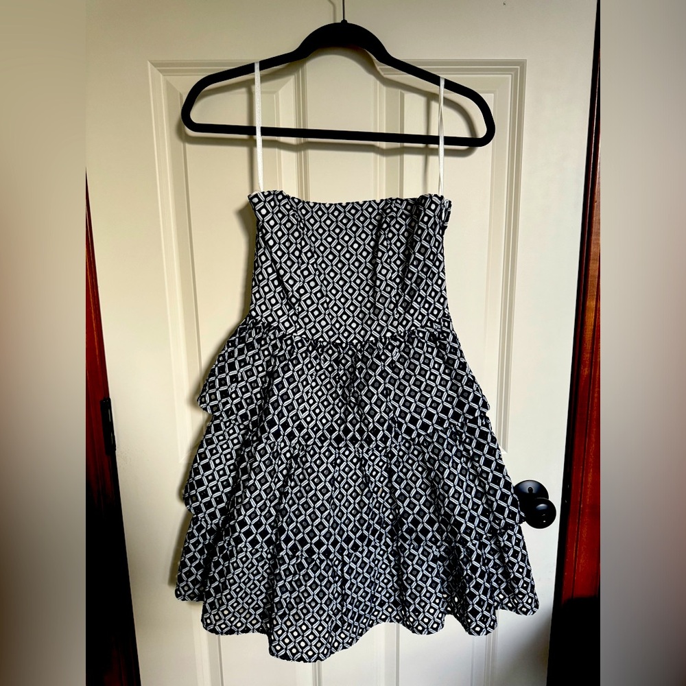 Strapless frill dress WHBM 00